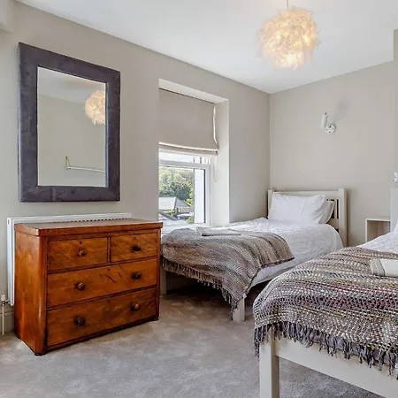 Apartment 4 Bed In 82152 Fowey